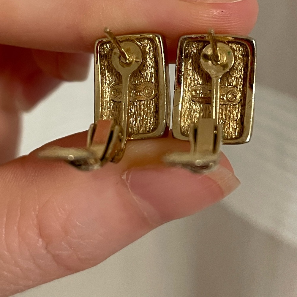 Dior Coral Rectangular Stud Earrings - image 7